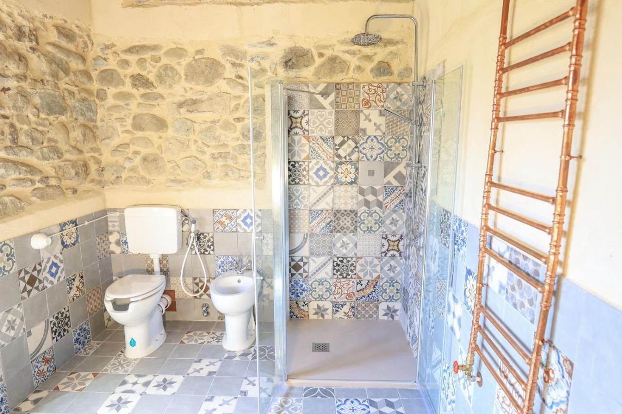 Agriturismo La Cascina Dei Chicchi Bagnone Екстериор снимка