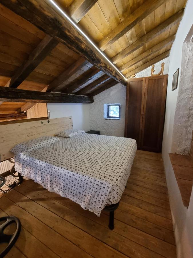 Agriturismo La Cascina Dei Chicchi Bagnone Екстериор снимка