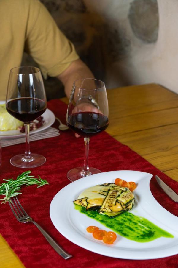 Agriturismo La Cascina Dei Chicchi Bagnone Екстериор снимка