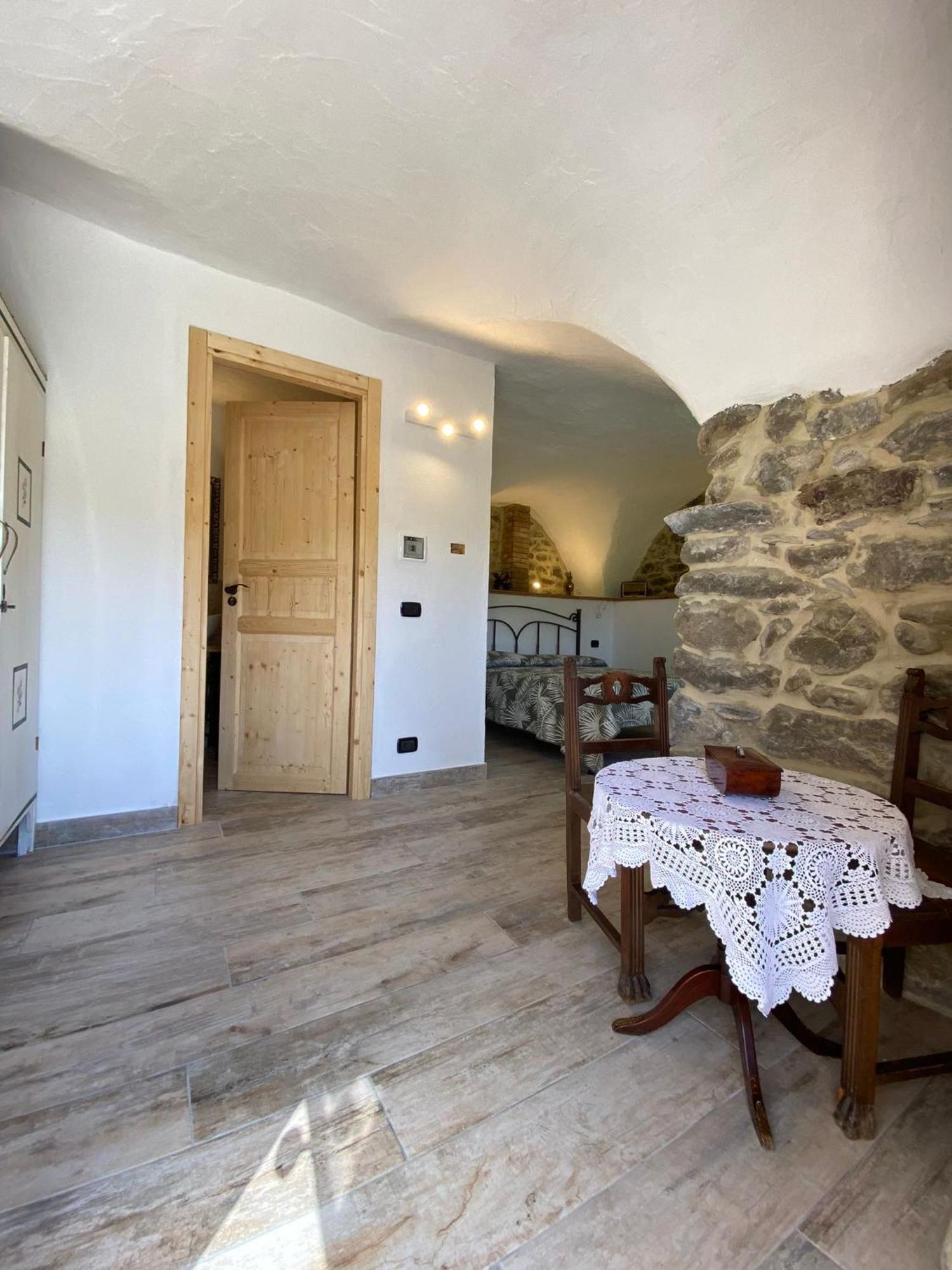Agriturismo La Cascina Dei Chicchi Bagnone Екстериор снимка
