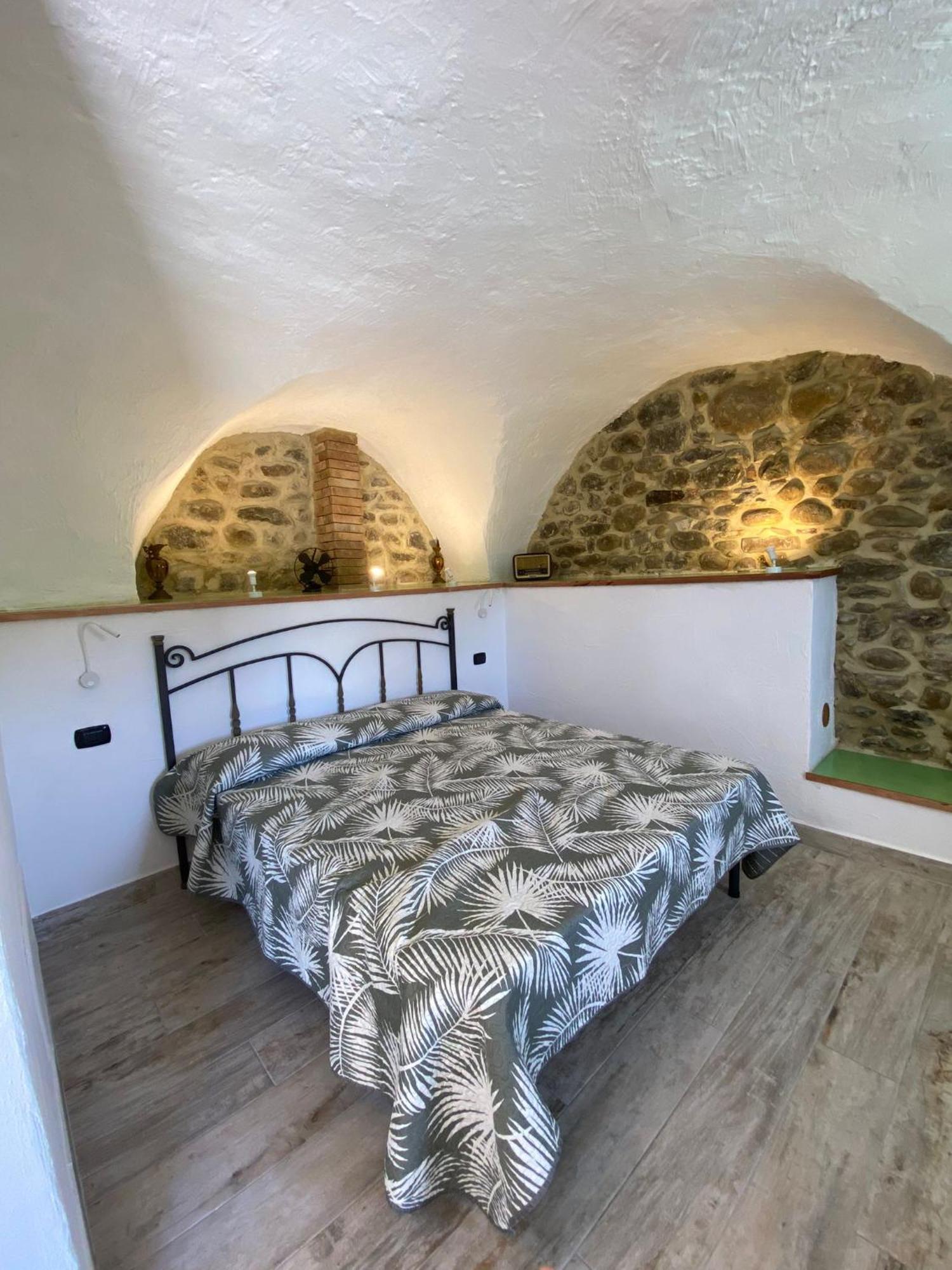 Agriturismo La Cascina Dei Chicchi Bagnone Екстериор снимка